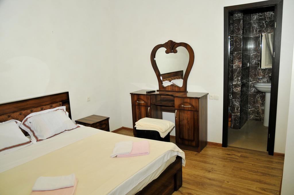 Alma-Ata Hotel Borjomi Δωμάτιο φωτογραφία