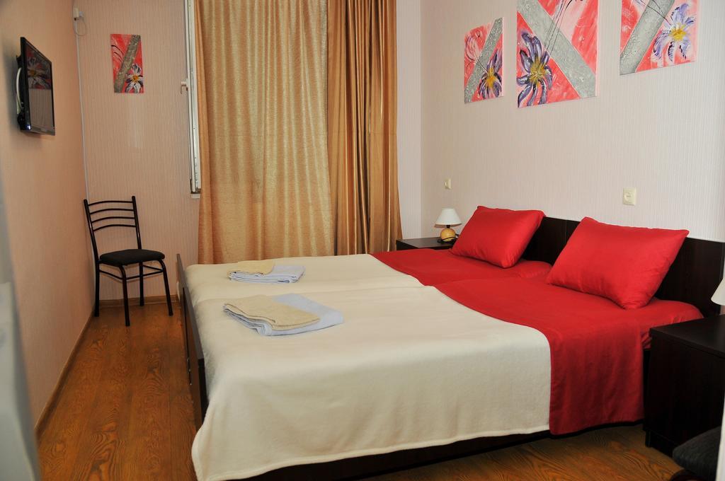 Alma-Ata Hotel Borjomi Δωμάτιο φωτογραφία