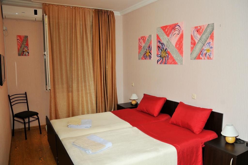 Alma-Ata Hotel Borjomi Δωμάτιο φωτογραφία