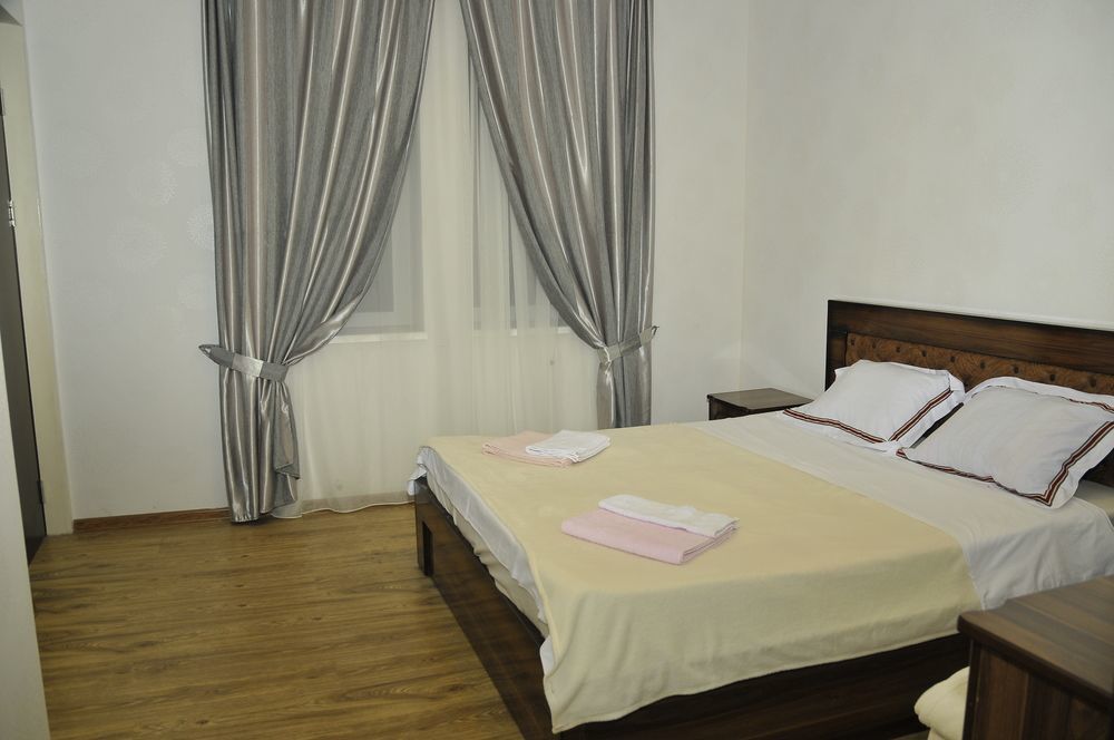 Alma-Ata Hotel Borjomi Εξωτερικό φωτογραφία