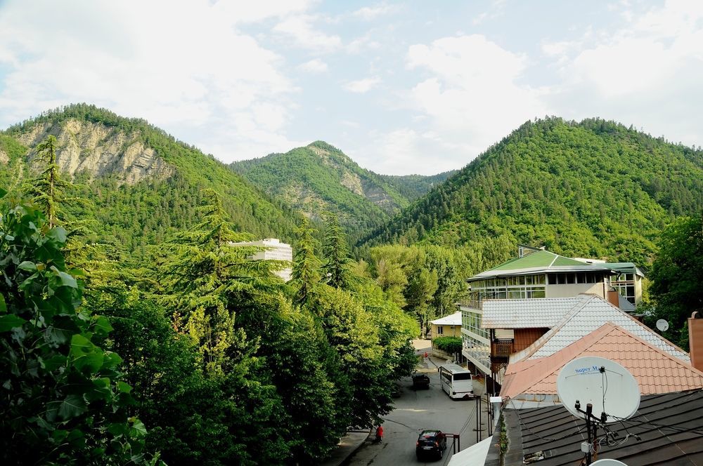 Alma-Ata Hotel Borjomi Εξωτερικό φωτογραφία